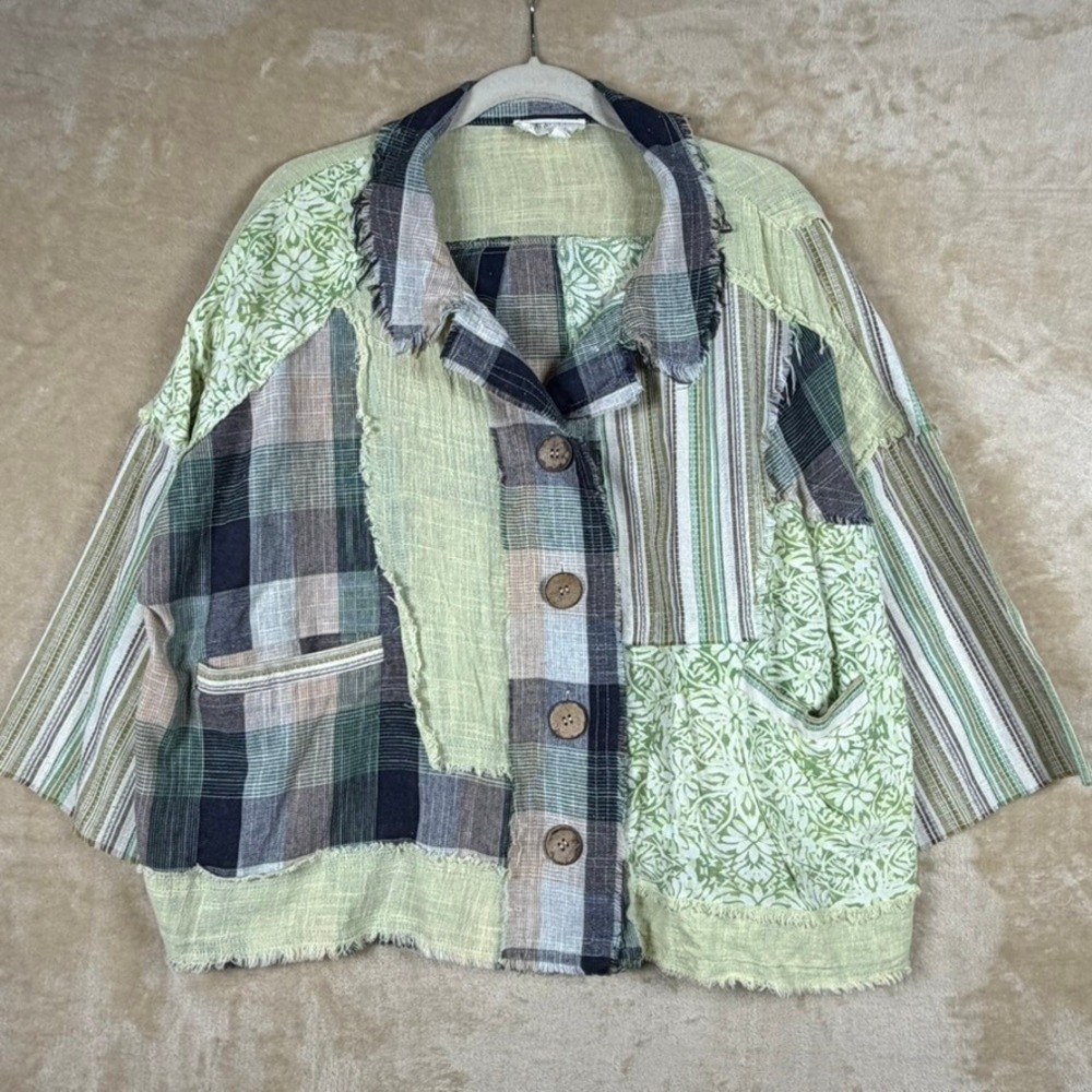 Oli & Hali Women S Mixed Patchwork Oversized Button Up Shirt Green Plaid Floral
